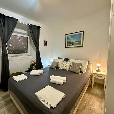 Apartment Navada In Split Varos-2
