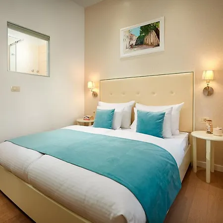 Marmont City Rooms-2