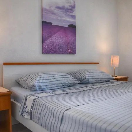 Apartments Sena-2