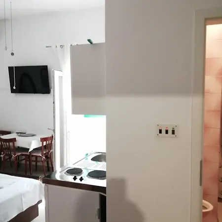 Omis Apartment On The Beach-3