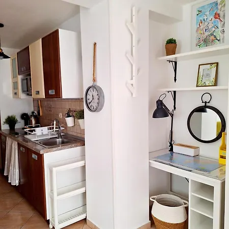Apartment Megi In Supetar Historical Core-2