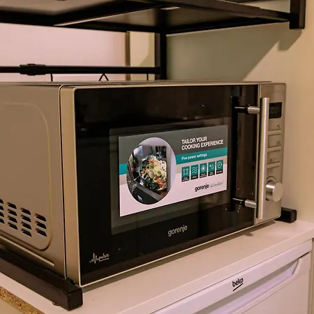 Studios Lavender-2
