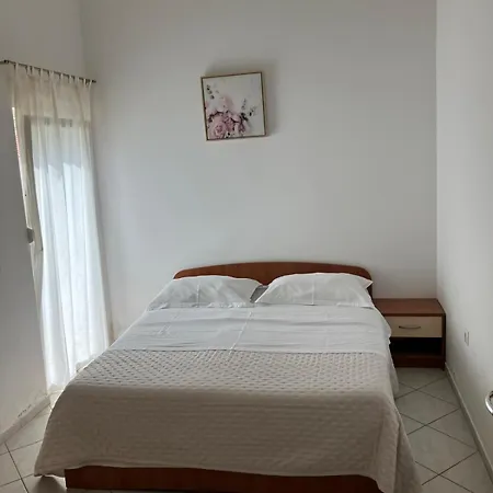 Apartments Nives-2