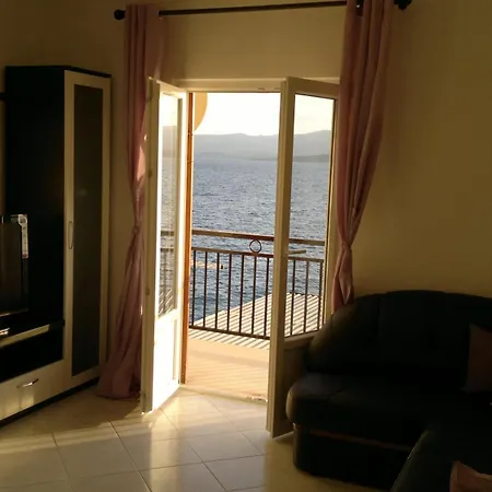House Racic-2