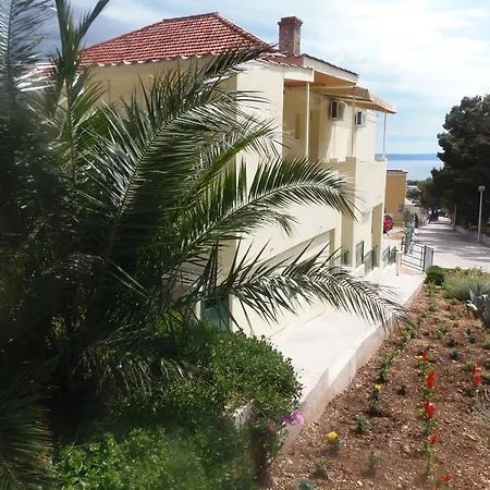 Studio Apartments Marija With Private Parking-3