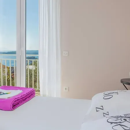 Peaceful Apartment With Beautiful View-2