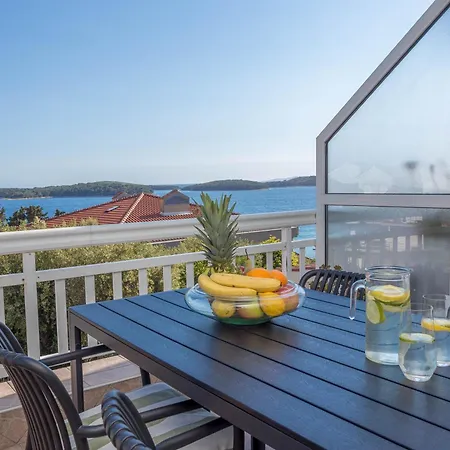 Hvar Pavicic Top View Apartments-2