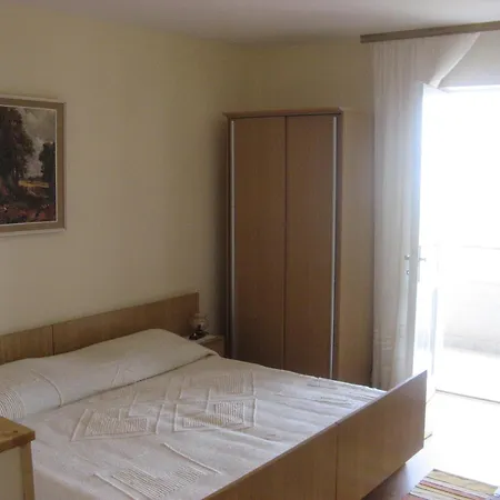 Guest House Jelsa-2