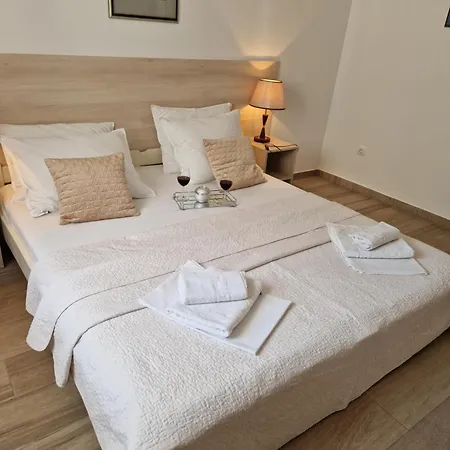 Apartments Saric-3
