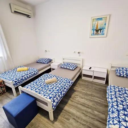 Croparadise Hostel-2