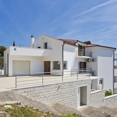 Villa Lucija-3