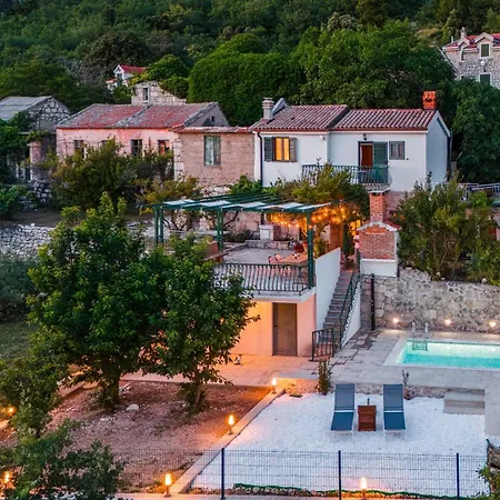 House Dida Mate - Cozy House In Nature With Heated Pool-3