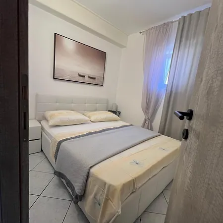 Marko Beachfront Apartments Seget Trogir-2
