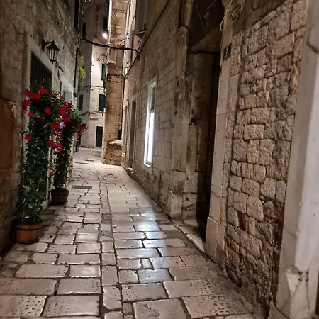 Malena Palace Experience-2