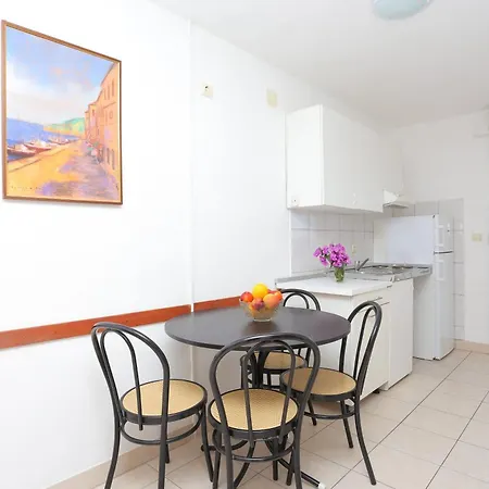 Family Friendly Apartments With A Swimming Pool Businci, Ciovo - 11232-3