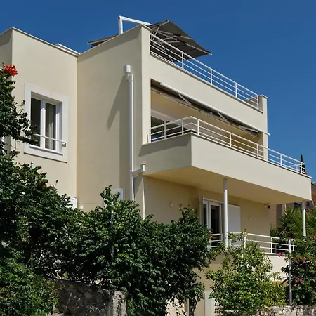 Private Seaside Jacuzzi Villa Anadea-2