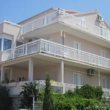 Apartments And Room Dar-2