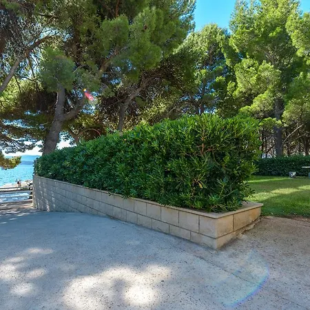 Apartment Promenade Zlatni Rat-3