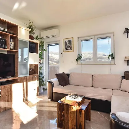 Cozy Home In Split With Private Swimming Pool, Can Be Inside Or Outside-2