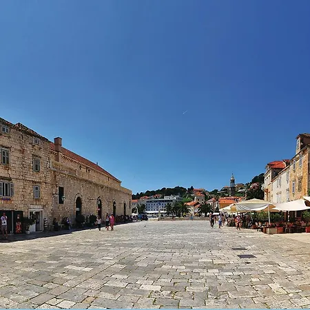 Stunning Apartment In Hvar With Wifi-2