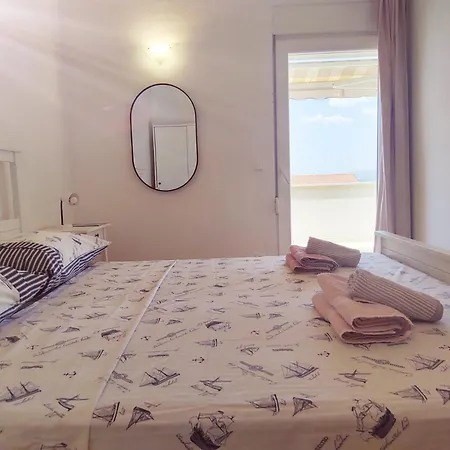 T&T Sea View Apartments-2