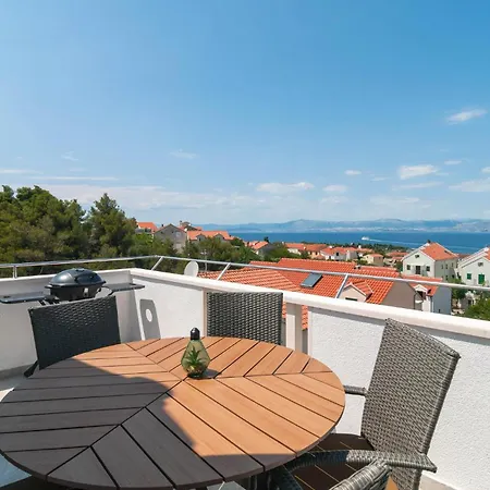 Nice Apartment In Supetar With Wifi-2