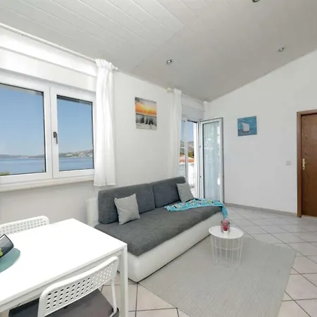 Apartments Lovric-3