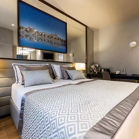 Fortuna Luxury Rooms 1-2