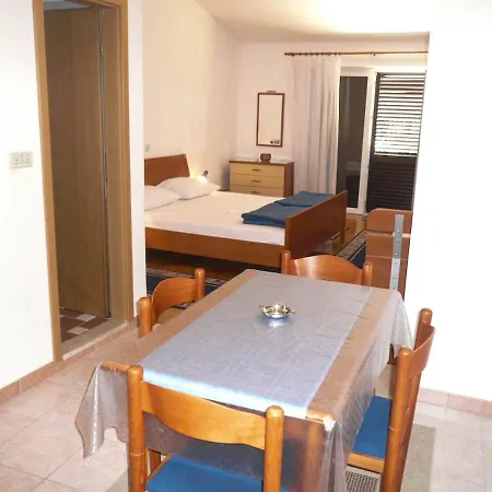 Apartments Saric-3