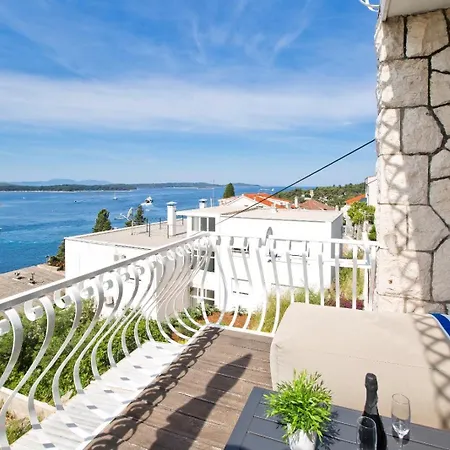 Rooms Carpe Diem Hvar-2