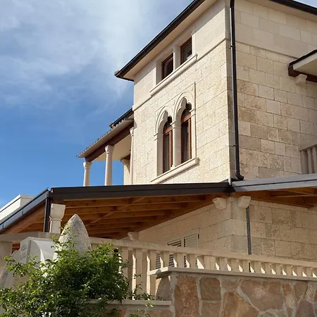 Apartments Villa Dinka-3