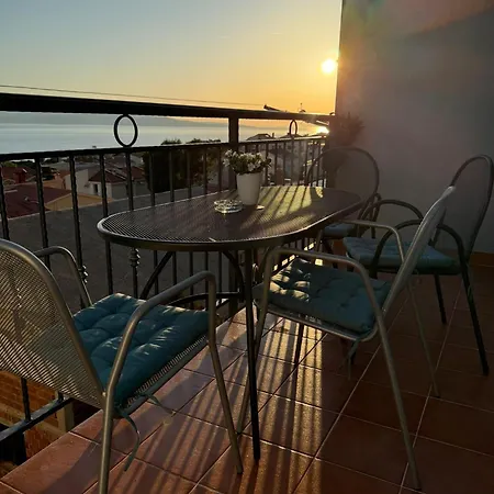 Apartment Sea View-3