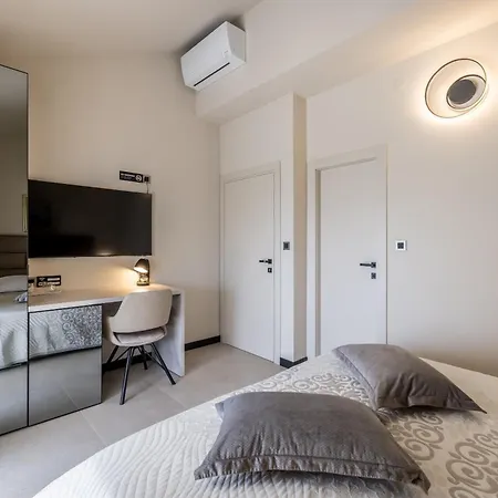 Guesthouse Rooms Split-3