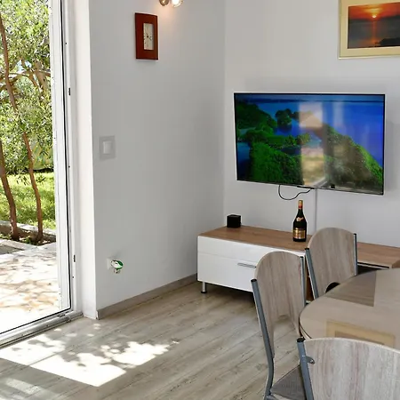 Holiday Home Chill Zone-3