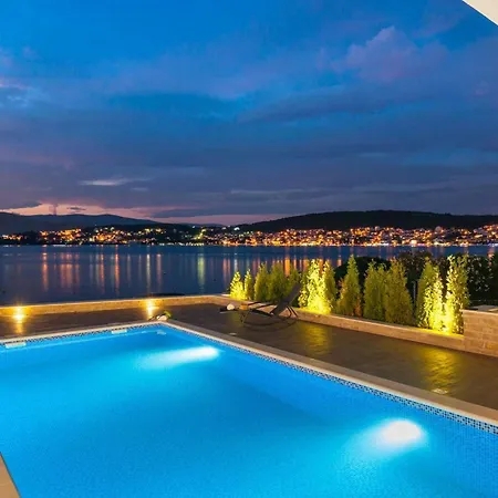Seafront Villa Trogir Deluxe Jevan 6 Beautiful Bedrooms Private Pool-3