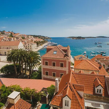 Park Hvar-2