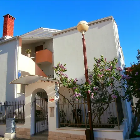 Apartments Cordis-3
