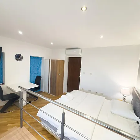 Dreams Apartment Bacvice-2