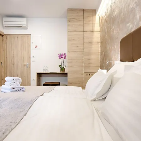 Central Pearl By Nono Ban Rooms-2