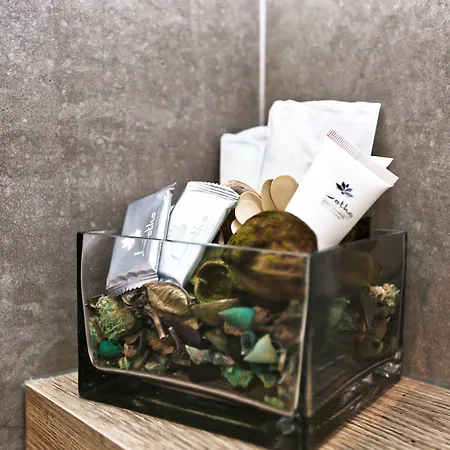 Riva Luxury Rooms-3