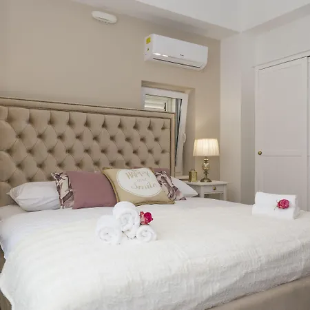 Luxury Rooms Saint Jacob-3