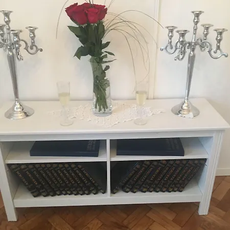Mama'S And Papa'S Luxury Rooms-3