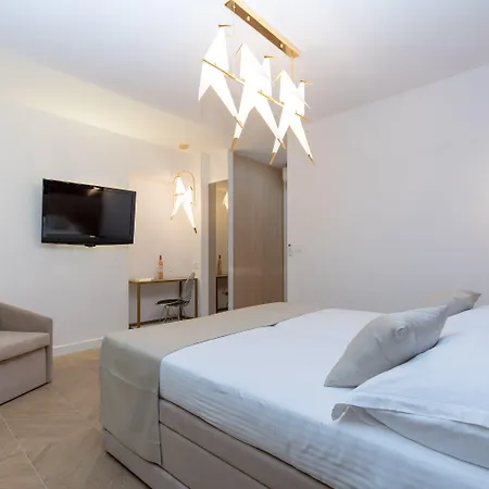 Bosket Luxury Rooms-2