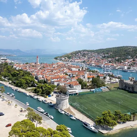 Apartments And Rooms By The Sea Trogir - 16536-3