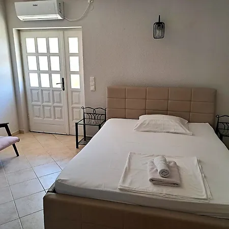 Seaside Villa Mia Trogir-2