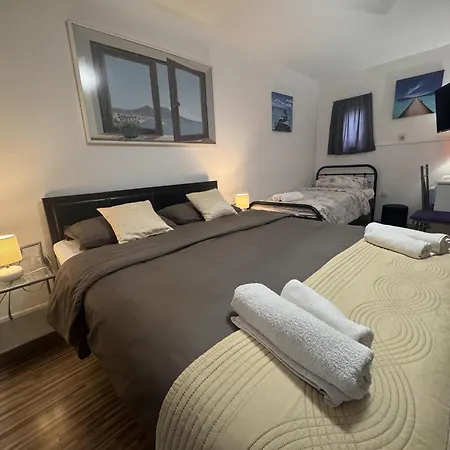 Damira Rooms-3