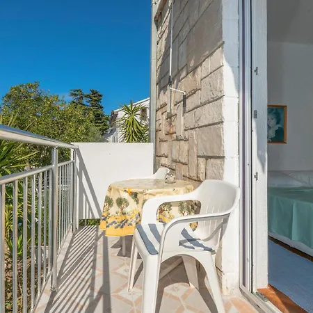 Apartment Ivanje Gomile Bb Croatia-3
