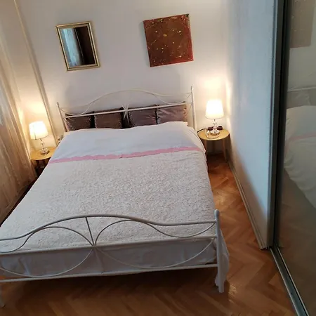 Apartment Suzana 2Br Split With Balcony-3