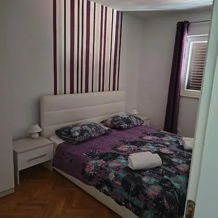 Apartments Kike&Ana-2
