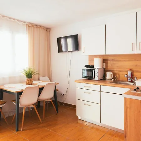 Guesthouse Rebecca-2